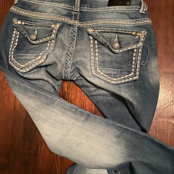 Jeans - Picture 2 of 2
